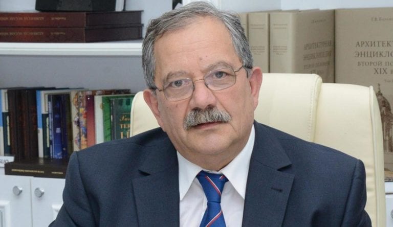 d5f9e8f7-dcb2-4c72-8c94-096fd25e7a73