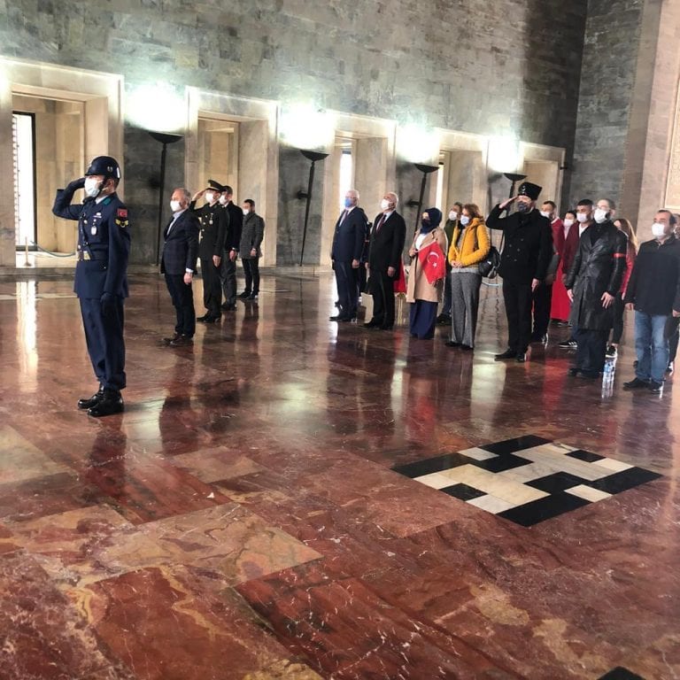 1857981b-a4ee-424b-8bd5-e06d5fe73c22