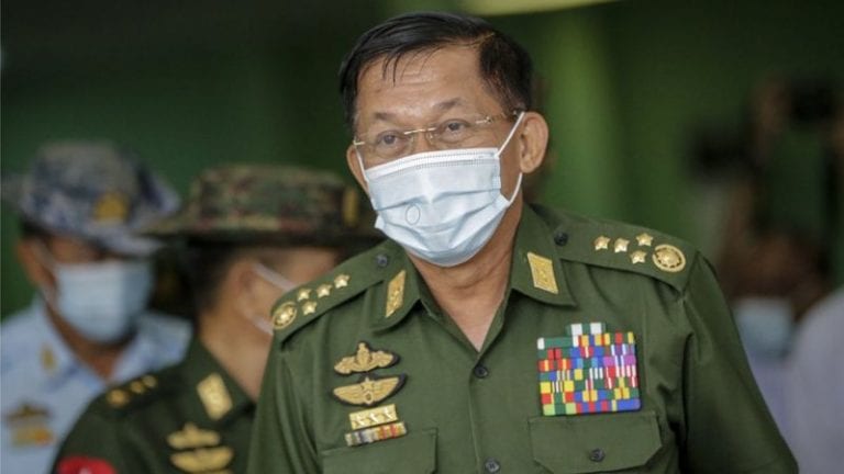 _116747927_hi065463102