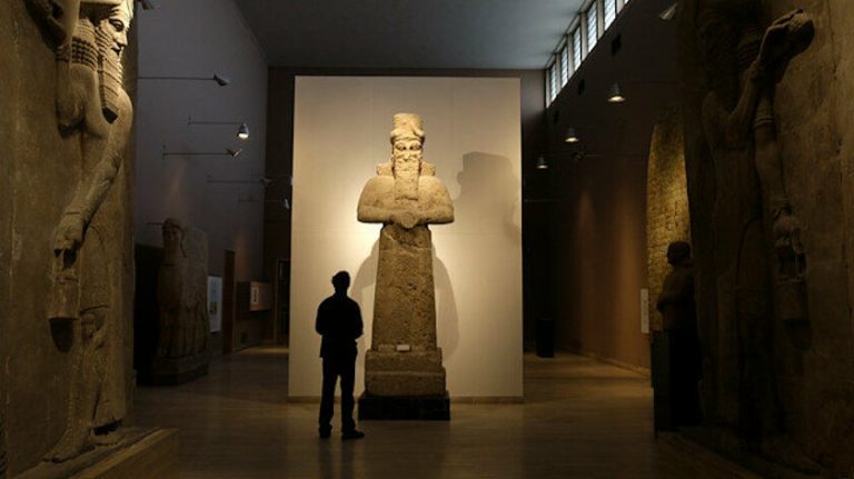 resized_b8d81-5795e425isisartifactsap382704407189