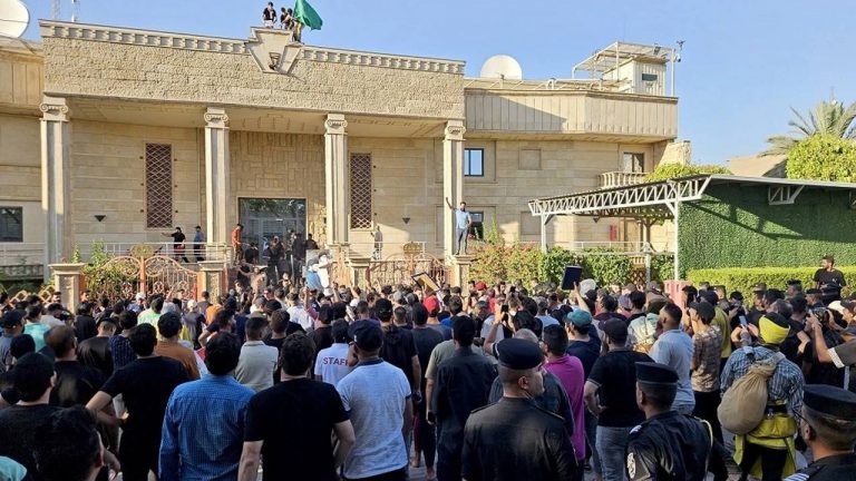 1689815746430-bagdat-isvec-buyukelciligi-2