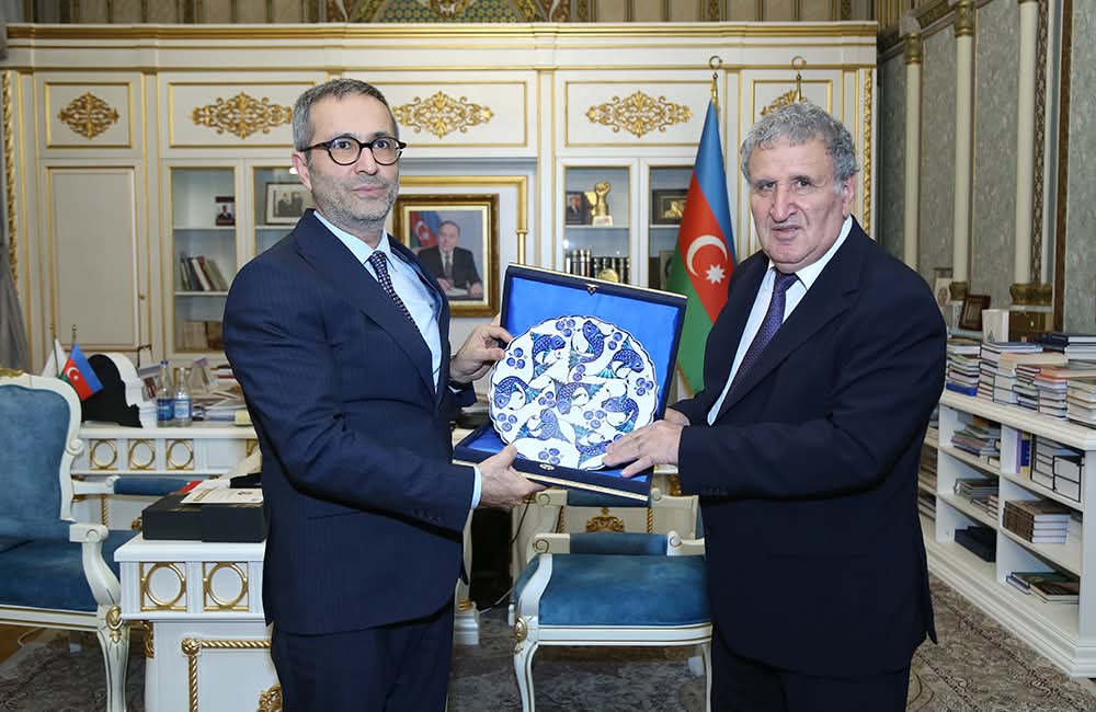 3ca4855f-d466-492f-8823-e2e5abeea0d5