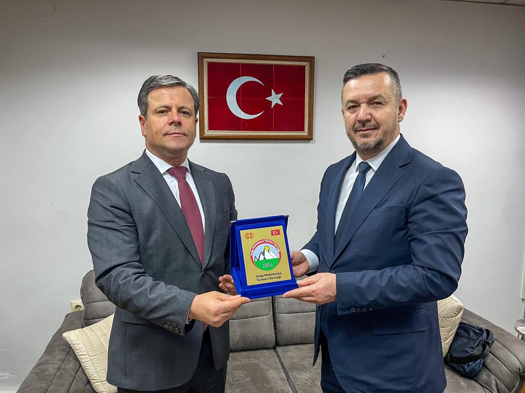 611171920_1322041946631534_3271606836593951535_n