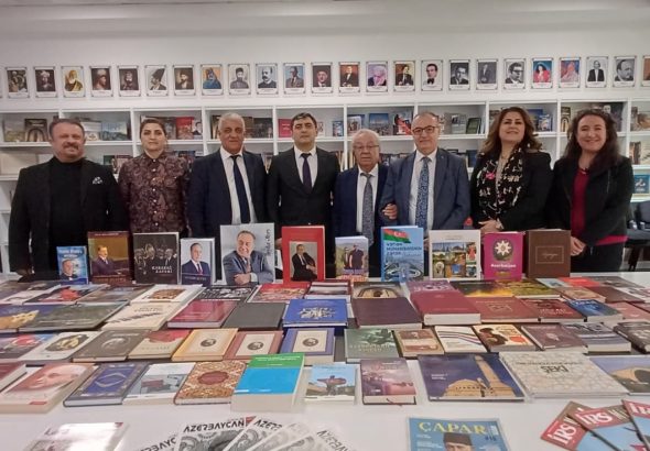 b7f88537-3b8b-40d8-8d18-38679a7d6972