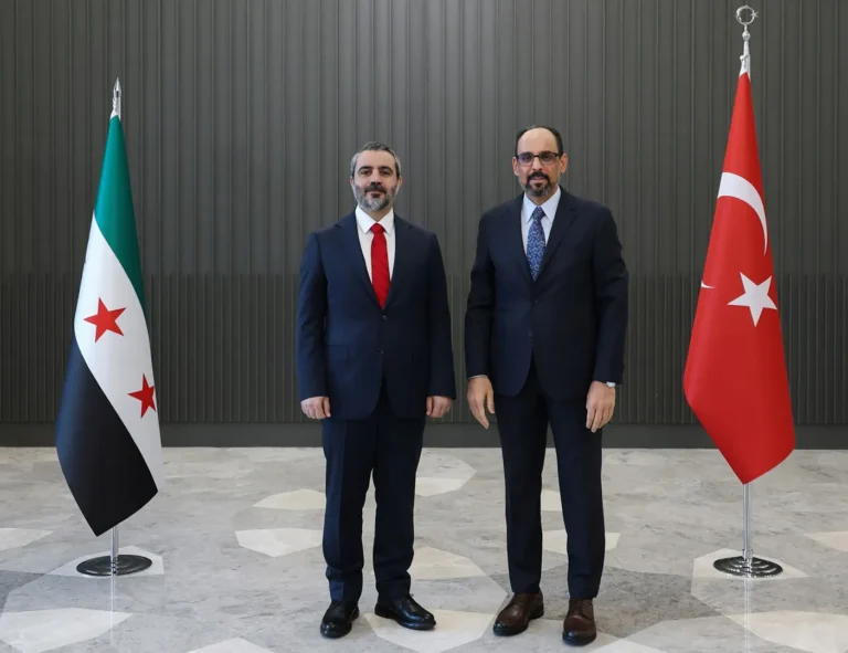 AA-20261008-42699521-42699520-MIT_BASKANI_KALIN_SURIYE_DISISLERI_BAKANI_SEYBANI_ILE_ANKARADA_GORUSTU-768x591